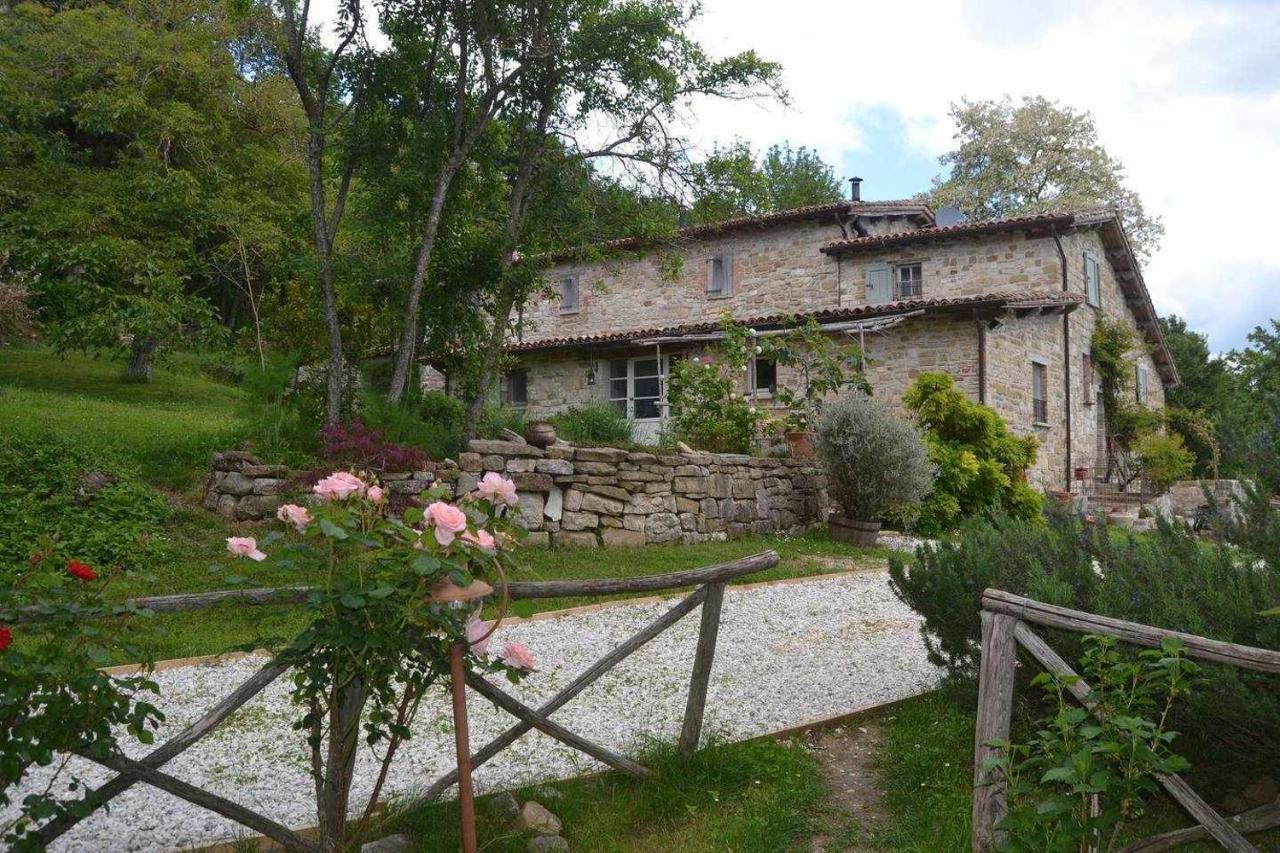 Agriturismo Montesalce Gubbio Buitenkant foto