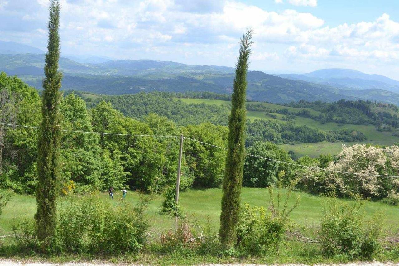 Agriturismo Montesalce Gubbio Buitenkant foto