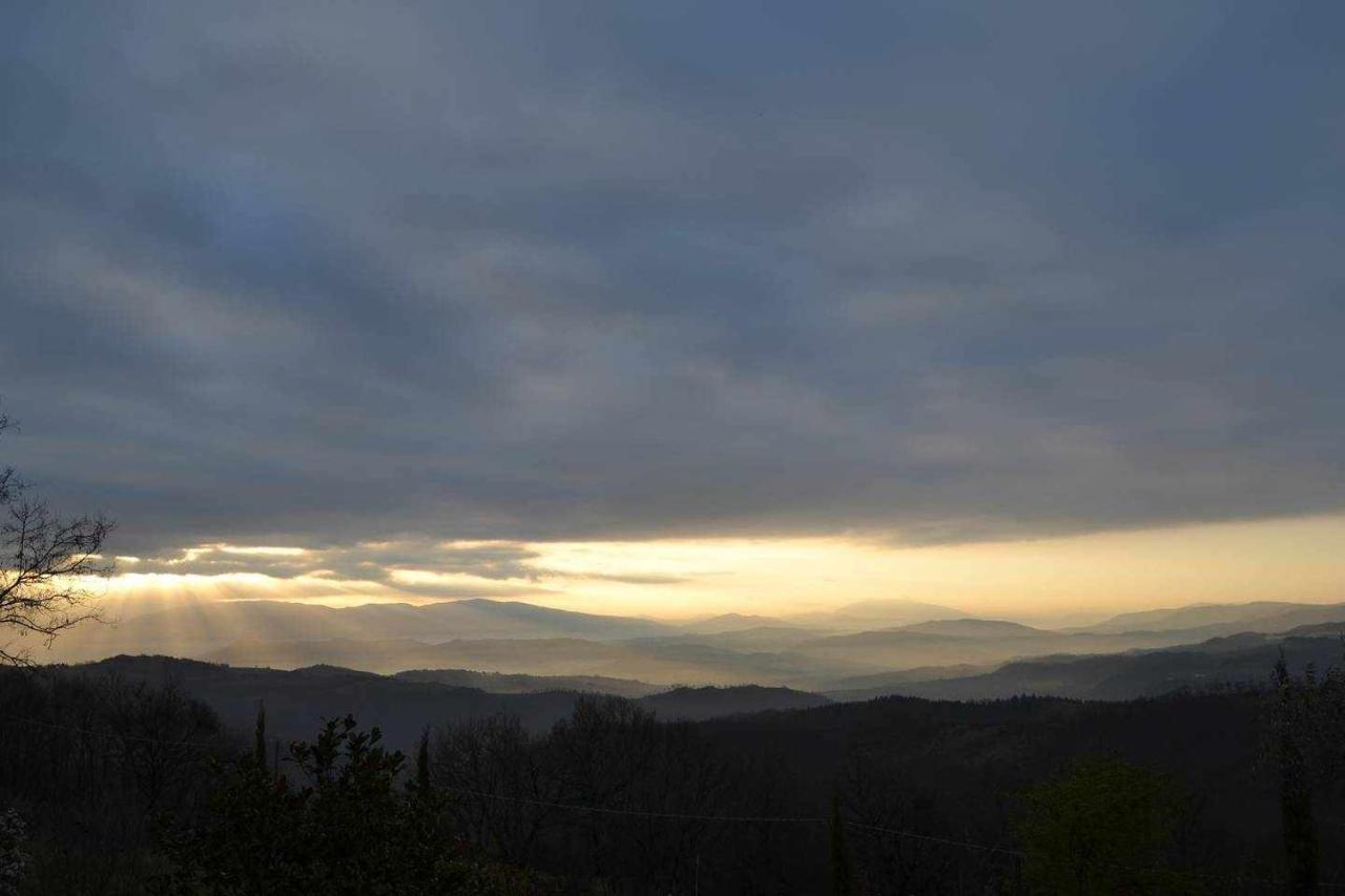Agriturismo Montesalce Gubbio Buitenkant foto